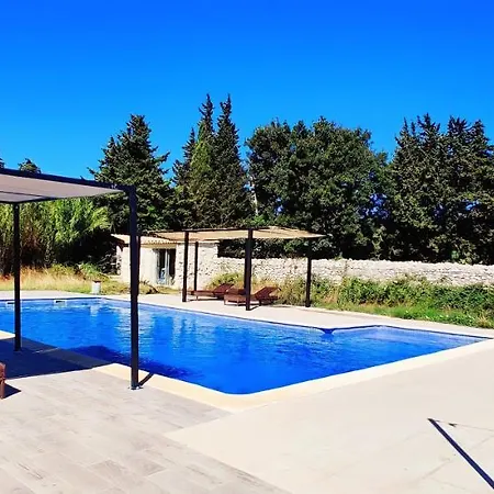 Luxueux 2 Pieces 50 M2, Calme, Terrasse, Parking Prive, Jardin, Pont Du Gard 10mn #5 Penzion Rochefort-du-Gard