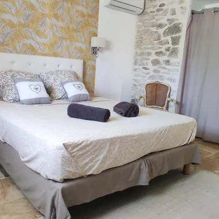 Luxueux 2 Pieces 52 M2, Calme, Terrasse, Parking Prive, Jardin, Pont Du Gard 10mn #5 3* Rochefort-du-Gard