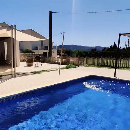 Luxueux 2 Pieces 50 M2, Calme, Terrasse, Parking Prive, Jardin, Pont Du Gard 10mn #5 Penzion